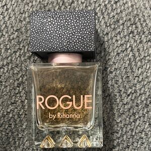 Rihanna Rogue Perfume with Black Textured Cap